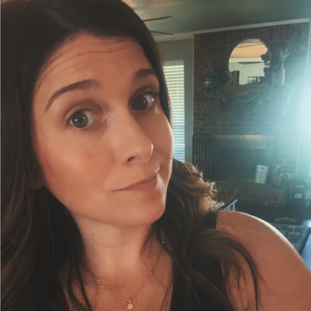 Meet your Posher, Karissa